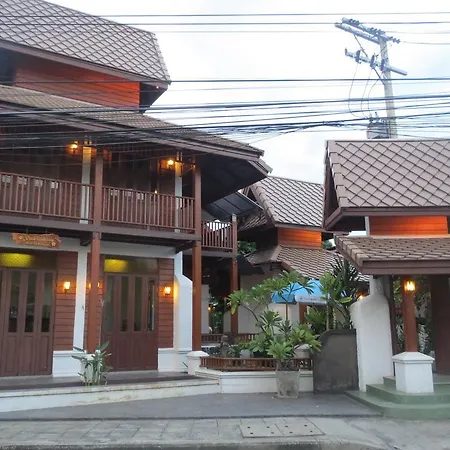 Baanlek Home Stay